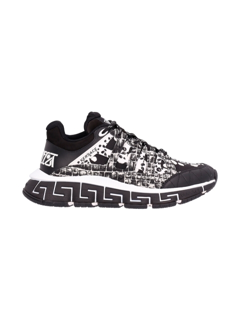 GYM SHOES