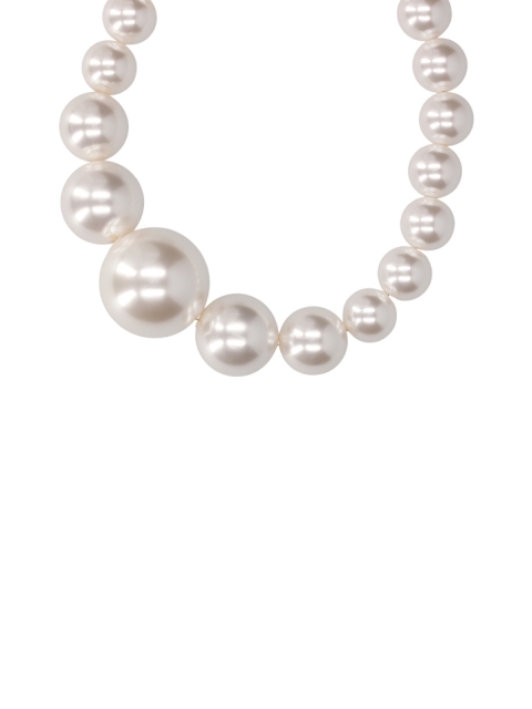 ASYMMETRIC PEARL NECKLACE