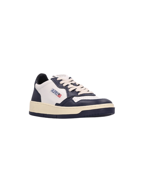 MEDALIST LOW LEATHER SNEAKERS