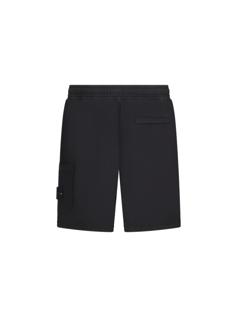 SPORTS SHORTS WITH COMPASS APPLICATION